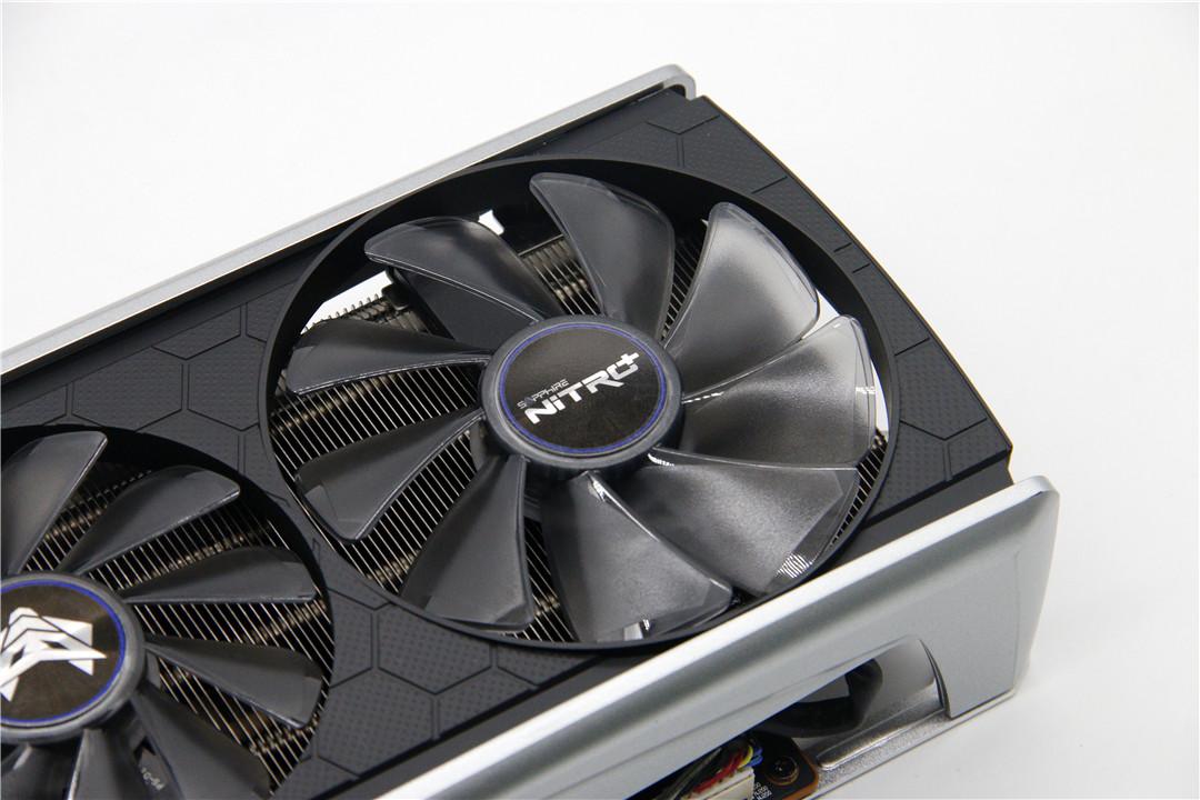 蓝宝石rx5700xt白金版,蓝宝石rx5700xt白金 完全体5700xt,蓝宝石rx 5700xt超白金极光版开箱