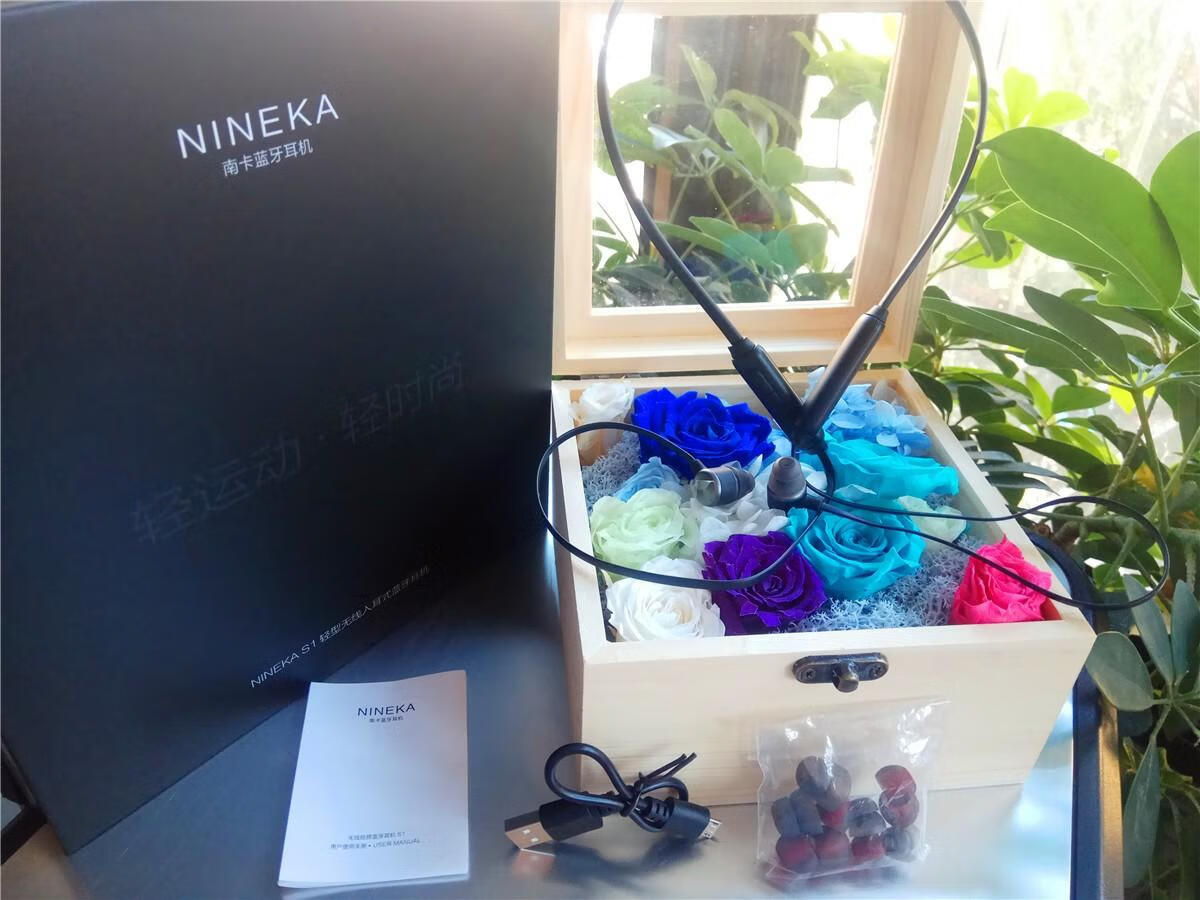 轻运动,轻时尚,亲民路线风的NINEKA S1无线运动蓝牙耳机!