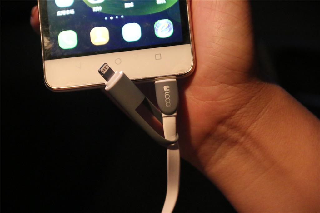 小身材解决车上充电苦恼:loca车充体验 小身材解决车上充电苦恼:loca车充体验