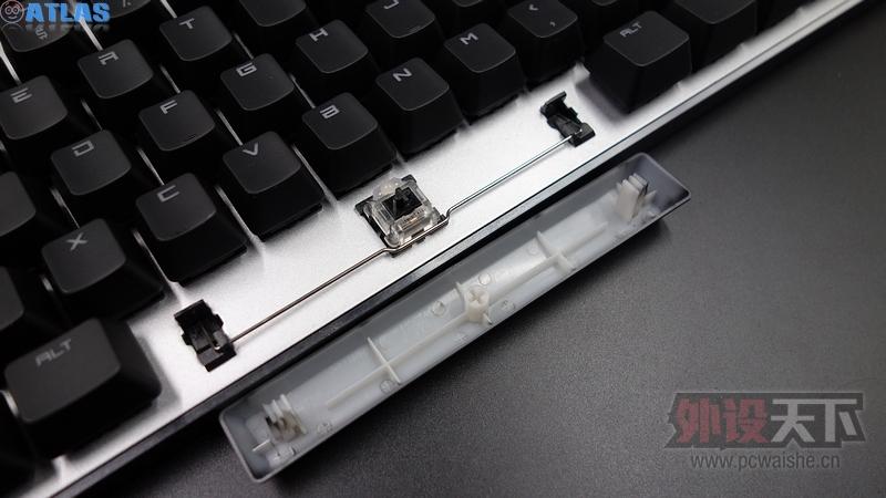 亲民RGBの新选择,腹灵铠甲RGB机械键盘简评