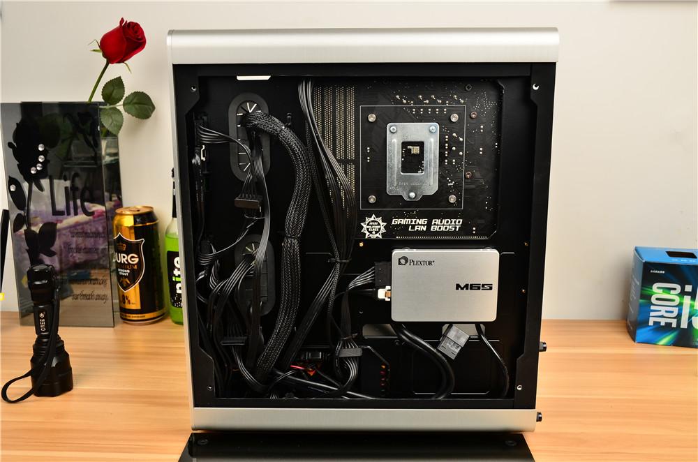 简洁 · 精致--乔思伯RM3机箱评测分享