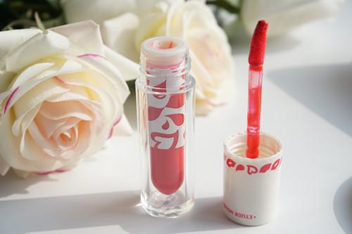 【伊蒂之屋(ETUDE HOUSE)水凝心机液体唇膏