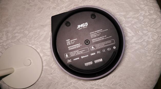 评测|亮度流明破千:坚果G3智能影院适合家用_