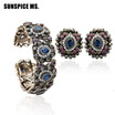 Good Deal Turkish Women Resin Bangle&Earrings Jewelry Sets Antique Gold Color Elastic Flower Bangle Stud Earring Indian Bijoux