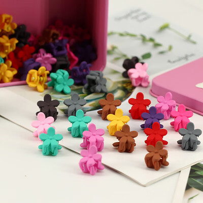Mini Hair Claw Clip Hair Pin for Little Girls Holiday Party Hair Band Headwear Accessories
Mini Hair Claw Clip Hair Pin for Little Girls Holiday Party Hair Band Headwear Accessories