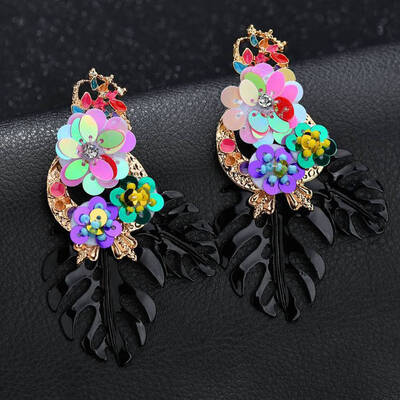 Trendy Colorful Crystal Stud Earrings Leaves Flower Cubic Alloy Fashion Jewelry Earrings for Women
Trendy Colorful Crystal Stud Earrings Leaves Flower Cubic Alloy Fashion Jewelry Earrings for Women