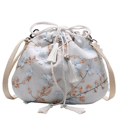 Women Fashion Bag New Style Personalized Drawstring Bag Creative Floral Printed Tassels Shoulder Bag
Women Fashion Bag New Style Personalized Drawstring Bag Creative Floral Printed Tassels Shoulder Bag