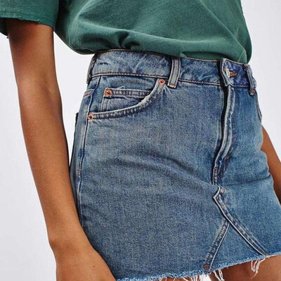 European&American explosion models with the same cat must-have denim half-length A-line skirt 3 colors 3 short denim skirt1
European&American explosion models with the same cat must-have denim half-length A-line skirt 3 colors 3 short denim skirt1