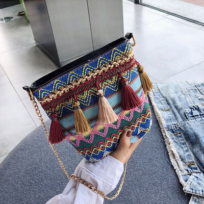 Women Tassels National Bucket Bags Embroiderd Bohemian Summer Shoulder Bag Crossbody Bags Fashion Chains Handbag
Women Tassels National Bucket Bags Embroiderd Bohemian Summer Shoulder Bag Crossbody Bags Fashion Chains Handbag