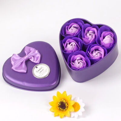 6Pcs Scented Rose Petal Gift Heart Shape Box Bath Body Soap Flower Gift Wedding Party Favor
6Pcs Scented Rose Petal Gift Heart Shape Box Bath Body Soap Flower Gift Wedding Party Favor