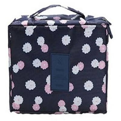 Fashion Waterproof Oxford Women Makeup Bag Travel Portable Beautician Cosmetic Bag Women Men Bathroom Toiletry Wash Organizer
Fashion Waterproof Oxford Women Makeup Bag Travel Portable Beautician Cosmetic Bag Women Men Bathroom Toiletry Wash Organizer