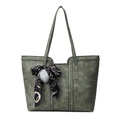 Women Casual Handbag 2019 Female Large Capacity Tote Bag High Quality PU Leather Shoulder Messenger Bags Handbags With Fur Ball
Women Casual Handbag 2019 Female Large Capacity Tote Bag High Quality PU Leather Shoulder Messenger Bags Handbags With Fur Ball