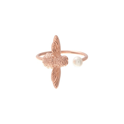 Olivia burton UK import ring bee pearl open ring ring personalized jewelry Tanabata OBJ16AMR09
Olivia burton UK import ring bee pearl open ring ring personalized jewelry Tanabata OBJ16AMR09