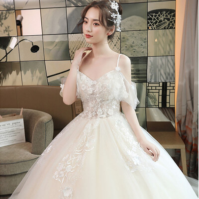 2019 New The Wedding Dress The Sling Sleeve Princess Lace Luxury Wedding Ball Gown Dresses
2019 New The Wedding Dress The Sling Sleeve Princess Lace Luxury Wedding Ball Gown Dresses