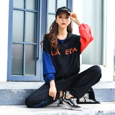 Colorful 2019 new hit color hooded womens sportswear suit loose thin yoga clothes running long-sleeved pants suit black
Colorful 2019 new hit color hooded womens sportswear suit loose thin yoga clothes running long-sleeved pants suit black