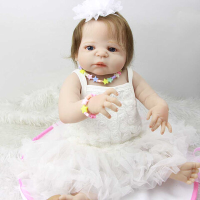 Lovely Lifelike Reborns de Full Silicone Vinyl Body Baby Dolls Simulation 23 inch Girl Reborn Babies New Design Children Gifts
Lovely Lifelike Reborns de Full Silicone Vinyl Body Baby Dolls Simulation 23 inch Girl Reborn Babies New Design Children Gifts