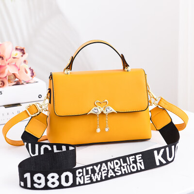 New style of summer womens bag summer ins small square bag single shoulder bag oblique satchel bag one shoulder bag
New style of summer womens bag summer ins small square bag single shoulder bag oblique satchel bag one shoulder bag