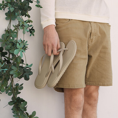 Beijing Tokyo made pinch slippers mens sandals&slippers outside the beach couple flip flops mens wild casual apricot 44-45
Beijing Tokyo made pinch slippers mens sandals&slippers outside the beach couple flip flops mens wild casual apricot 44-45
