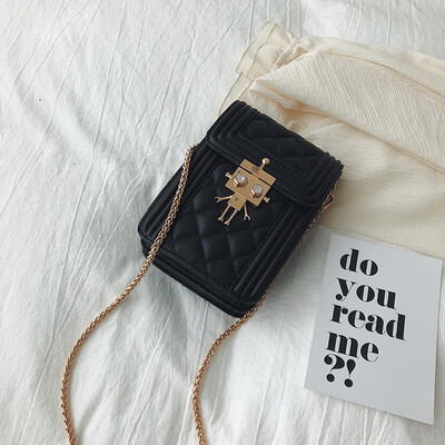 Summer small fragrance mobile phone bag handbags new 2019 Korean version of the wild single shoulder slung fashion chain small square bag
Summer small fragrance mobile phone bag handbags new 2019 Korean version of the wild single shoulder slung fashion chain small square bag