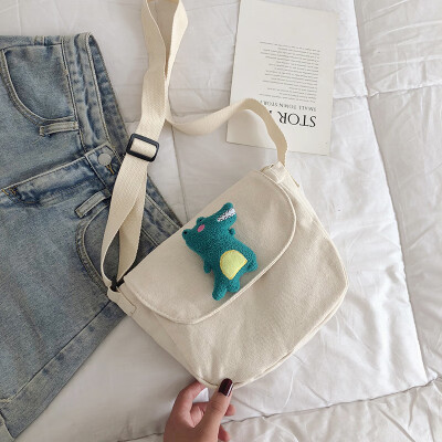 2019 new fashion cute messenger bag casual simple wild shoulder bag cartoon cute little dinosaur canvas bag
2019 new fashion cute messenger bag casual simple wild shoulder bag cartoon cute little dinosaur canvas bag