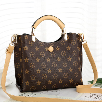 Baggage womens new fashion mother Baggage Baitie one shoulder slanting ladys handbag middle-aged ladys bag big bag
Baggage womens new fashion mother Baggage Baitie one shoulder slanting ladys handbag middle-aged ladys bag big bag