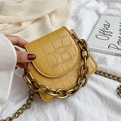 French small crowdsourcing women 2019 new fashion crocodile Joker chain shoulder slung small square bag