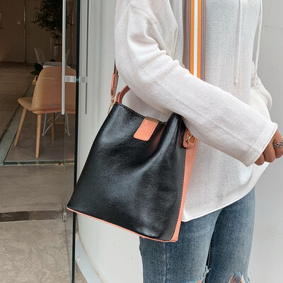 Womens bag 2019 new fashion handbags Sen double-sided bucket bag foreign gas Messenger bag wild ins shoulder bag
Womens bag 2019 new fashion handbags Sen double-sided bucket bag foreign gas Messenger bag wild ins shoulder bag