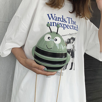 Cartoon small bag female bag new 2019 cute little bee girl small round bag personality chain shoulder Messenger bag
