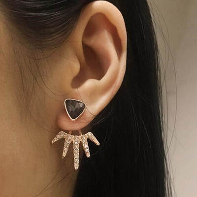 New Stud earrings For Women Punk Earrings gold-color simple design weddings party earrings Jewelry
New Stud earrings For Women Punk Earrings gold-color simple design weddings party earrings Jewelry