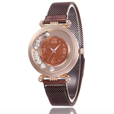 Iron magnet watch strap creative heart-shaped digital watch simple diamond star lady watch
Iron magnet watch strap creative heart-shaped digital watch simple diamond star lady watch