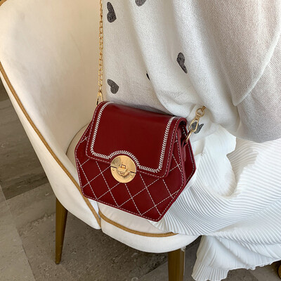 Womens bag 2019 new fashion chain bag summer small fresh wild ins net red ocean chain slung small bag
Womens bag 2019 new fashion chain bag summer small fresh wild ins net red ocean chain slung small bag