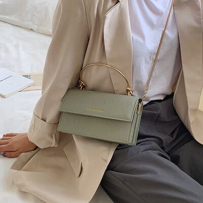 Summer small fresh bag female 2019 new wave Korean version of the collision color portable wild chain shoulder slung small square bag
Summer small fresh bag female 2019 new wave Korean version of the collision color portable wild chain shoulder slung small square bag