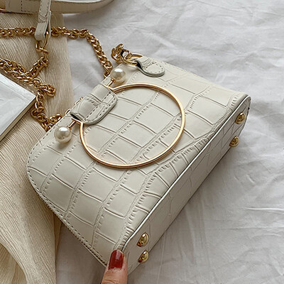 In the summer of 2019 the new shell bag the Korean version the fashion crocodile print handbag the tide of the single shoulder
In the summer of 2019 the new shell bag the Korean version the fashion crocodile print handbag the tide of the single shoulder