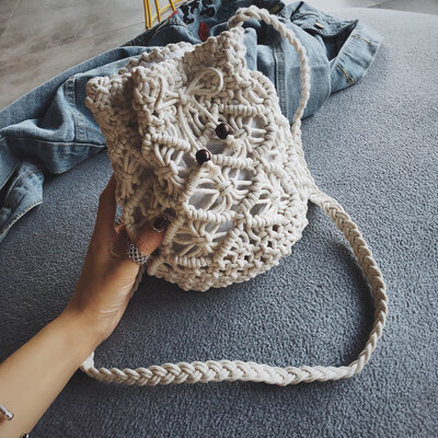 Texture on the new small bag new 2019 net red woven bucket bag high sense of foreign style womens bag Joker Messenger bag 
Texture on the new small bag new 2019 net red woven bucket bag high sense of foreign style womens bag Joker Messenger bag