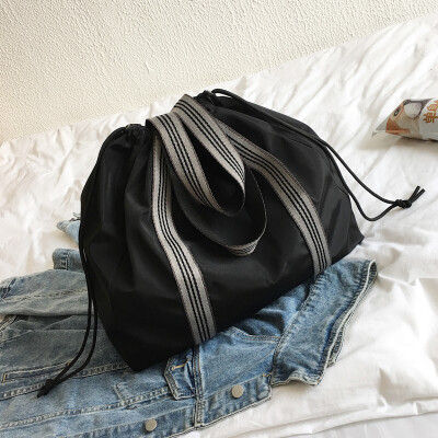 Ins Super Fire Bag Female 2019 New Korean Handbag Shoulder Bag Short Travel Bag Multi-purpose Shoulder Bag
Ins Super Fire Bag Female 2019 New Korean Handbag Shoulder Bag Short Travel Bag Multi-purpose Shoulder Bag