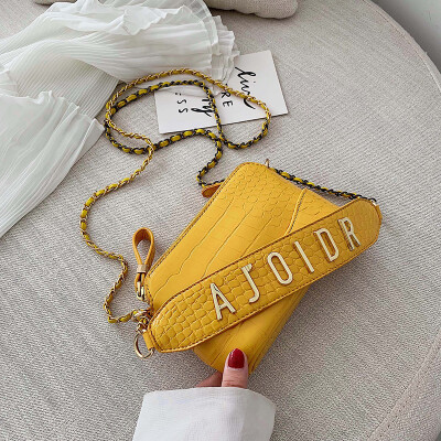 Ins summer fashion new shell bag Korean version of Joker chain bag women 2019 new bag slung over womens bags
Ins summer fashion new shell bag Korean version of Joker chain bag women 2019 new bag slung over womens bags