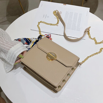 Mori simple small bag new 2019 shoulder slung womens bag summer Korean version of Joker scarves chain small bag
Mori simple small bag new 2019 shoulder slung womens bag summer Korean version of Joker scarves chain small bag