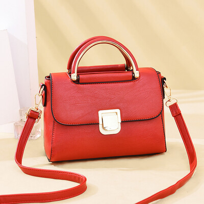 Small bag female new wave three-layer contrast color Korean shoulder bag handbag simple&simple wild Messenger bag
Small bag female new wave three-layer contrast color Korean shoulder bag handbag simple&simple wild Messenger bag