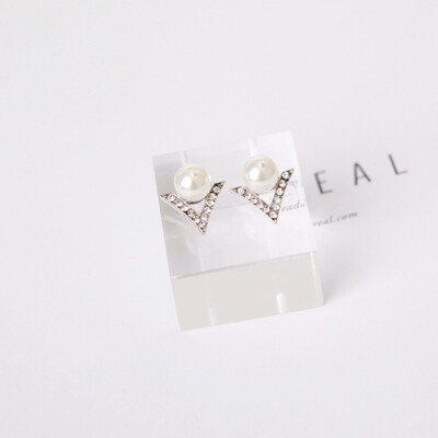 Exquisite Simulated Pearl Stud Earrings Fashion Long Statement Earrings for Womenn Party Wedding Female Jewelry Gift
Exquisite Simulated Pearl Stud Earrings Fashion Long Statement Earrings for Womenn Party Wedding Female Jewelry Gift