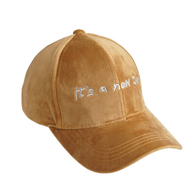 Korean Hat Ladies Warm Velvet Baseball Hat for FallWinter Fashion Korean Joker Letter Embroidered Student Cap
Korean Hat Ladies Warm Velvet Baseball Hat for FallWinter Fashion Korean Joker Letter Embroidered Student Cap
