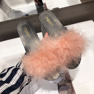 Hair slippers for women wearing Korean version Baita flat-bottom beach chic in summer
Hair slippers for women wearing Korean version Baita flat-bottom beach chic in summer