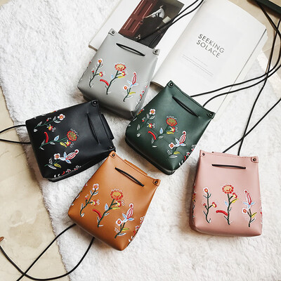 Fashion single shoulder bag mini embroidery bucket bag change mobile phone bags Messenger bag
Fashion single shoulder bag mini embroidery bucket bag change mobile phone bags Messenger bag