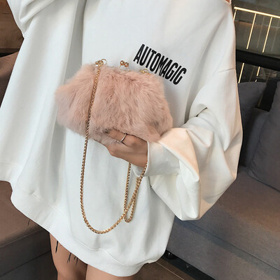 Qiao Bani 2018 new Korea Dongdaemun fashion trend true rabbit hair clip chain bag shoulder diagonal female bag
Qiao Bani 2018 new Korea Dongdaemun fashion trend true rabbit hair clip chain bag shoulder diagonal female bag