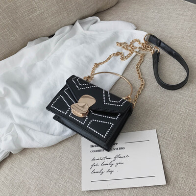 Foreign style small bag women 2019 new wave portable Korean shoulder bag fashion chain slung small square bag
Foreign style small bag women 2019 new wave portable Korean shoulder bag fashion chain slung small square bag