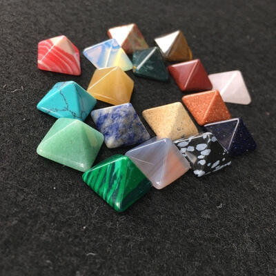 7pcs Natural Pyramid Stone Crystals Healing Chakra or Jewelry Making
