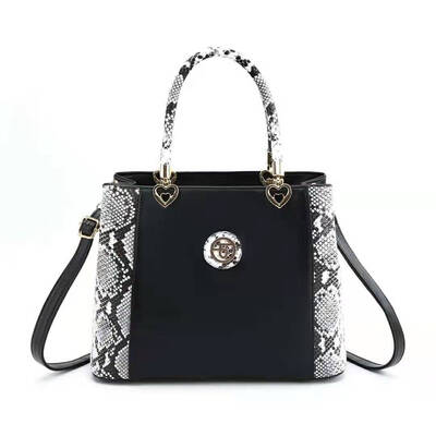Fashion shoulder bag handbags lady trend handbags Messenger bag ladies temperament big bag
Fashion shoulder bag handbags lady trend handbags Messenger bag ladies temperament big bag