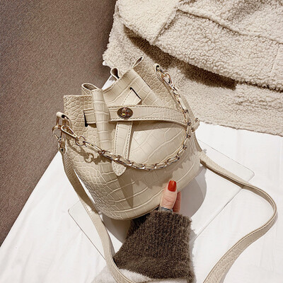 Textured alligator pattern bucket womens bag2019 new style Korean style hand-held small bag summer fashion one-shoulder on
Textured alligator pattern bucket womens bag2019 new style Korean style hand-held small bag summer fashion one-shoulder on