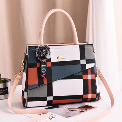 2019 spring new European&American big bag shoulder bag simple handbag diagonal bag cool fashion handbag
2019 spring new European&American big bag shoulder bag simple handbag diagonal bag cool fashion handbag