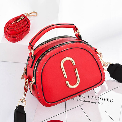 Summer casual girl Korean fashion red Joker Messenger bag female student ins shoulder
Summer casual girl Korean fashion red Joker Messenger bag female student ins shoulder