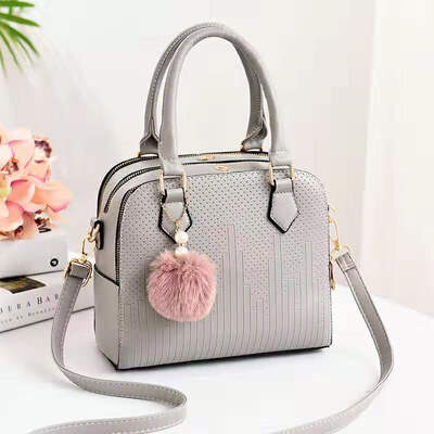 Womens bag 2019 new bag female Europe&America big bag PU leather fashion handbags Messenger shoulder bag
Womens bag 2019 new bag female Europe&America big bag PU leather fashion handbags Messenger shoulder bag